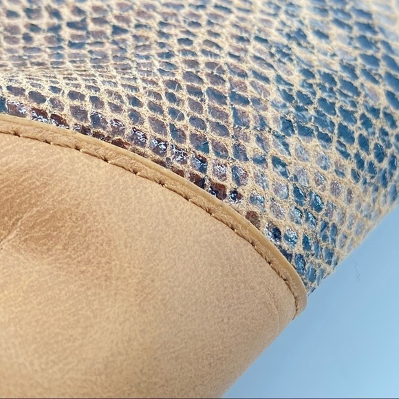 Leather Clutch Snake Skin Pattern Fold Over Large Brown/Tan - Picture 8 of 12